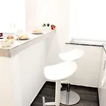 Secret Hideaways Cozystudio 1 Superior Mit Wifi L 450m Bis Uni L Zoo Duisburgo