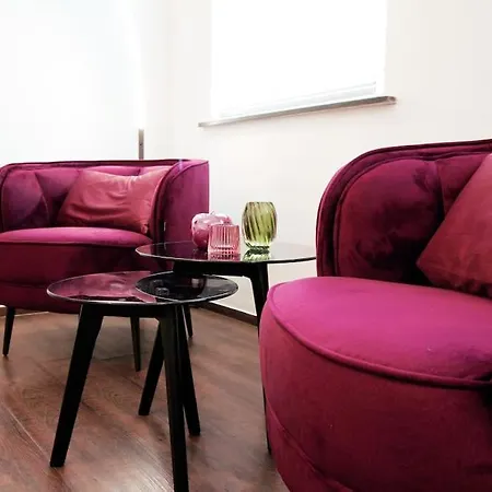 Appartamento Secret Hideaways Cozystudio 1 Superior Mit Wifi L 450m Bis Uni L Zoo